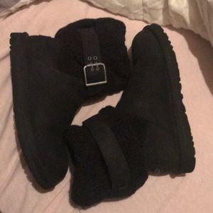 Black, Crochet Ugg boots with buckle!